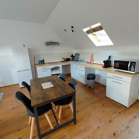 Cosy Appartement 2 Chambres Pont-de-l'Arche Bagian luar foto