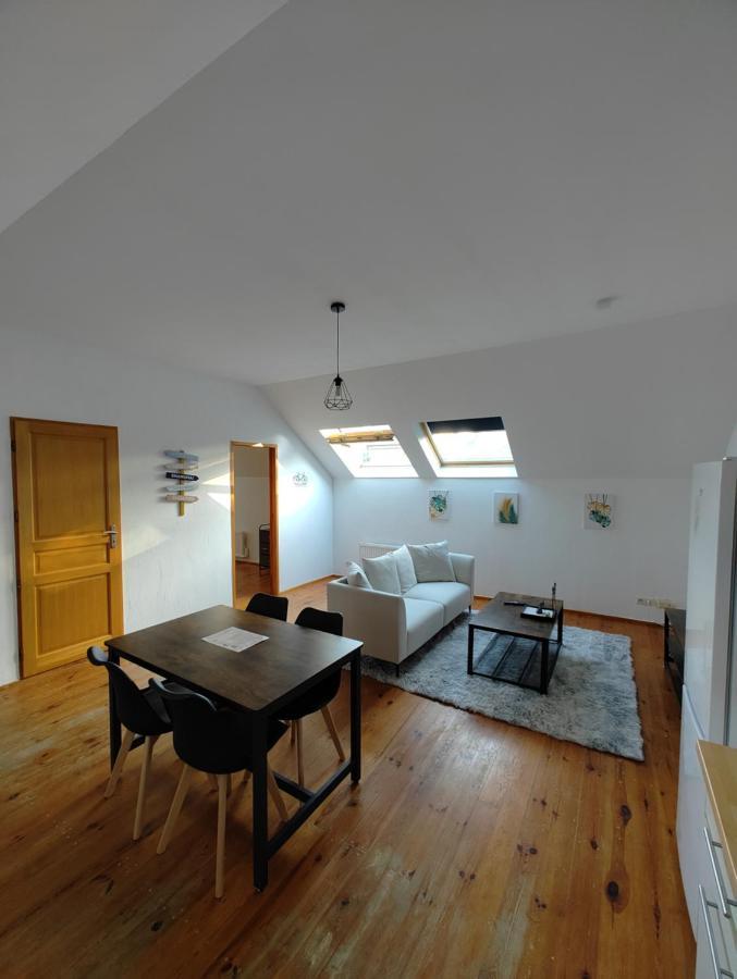 Cosy Appartement 2 Chambres Pont-de-l'Arche Bagian luar foto